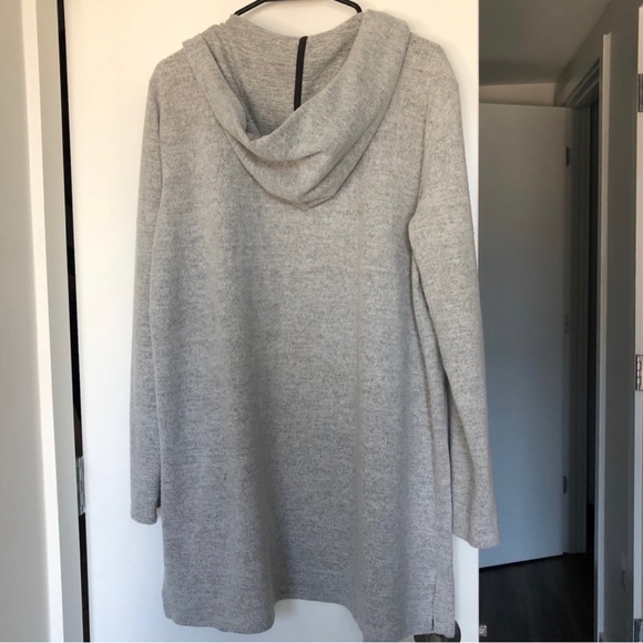 Long hooded gray cardigan - Picture 2 of 3